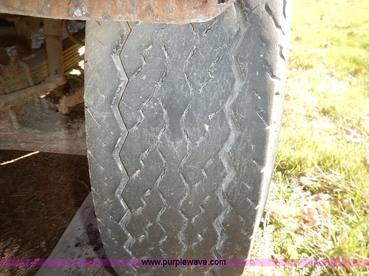 image for item K7337 1986 Chevrolet C70 dump truck