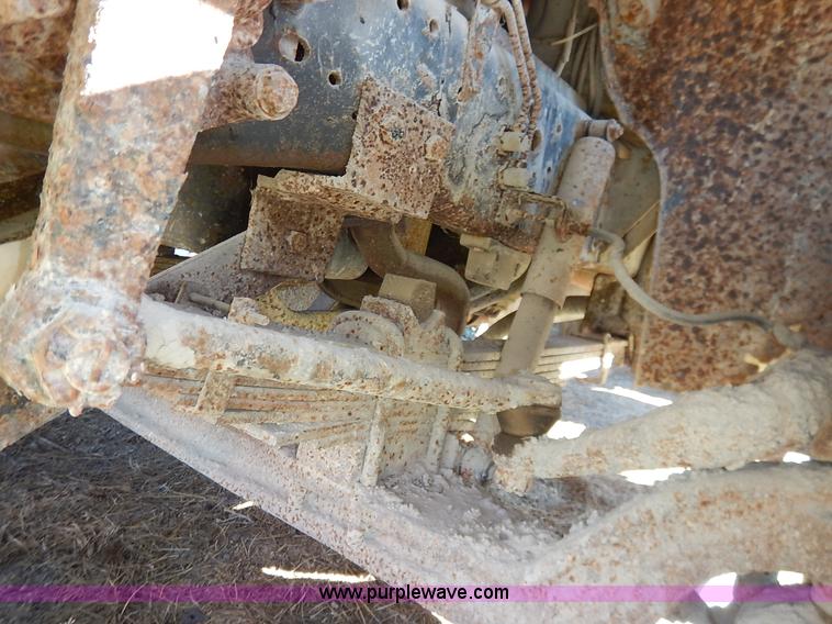 image for item K7337 1986 Chevrolet C70 dump truck