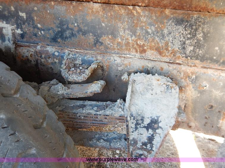 image for item K7337 1986 Chevrolet C70 dump truck