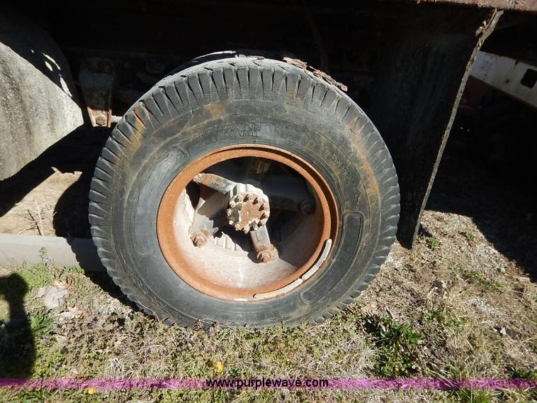 image for item K7337 1986 Chevrolet C70 dump truck