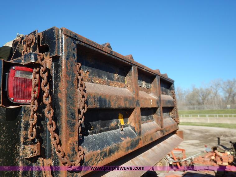 image for item K7337 1986 Chevrolet C70 dump truck
