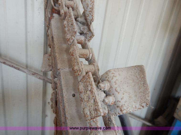 image for item K7338 Ditch Witch J20D trencher