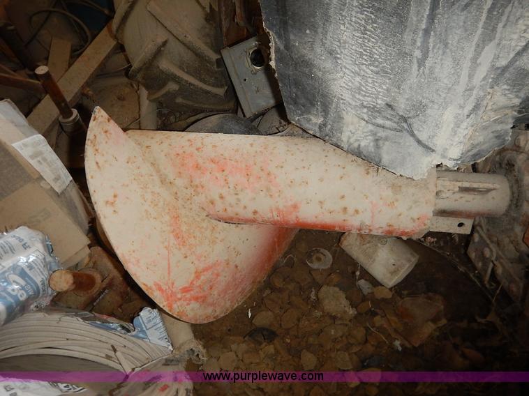 image for item K7338 Ditch Witch J20D trencher