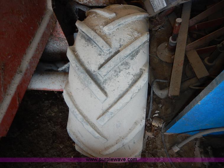 image for item K7338 Ditch Witch J20D trencher