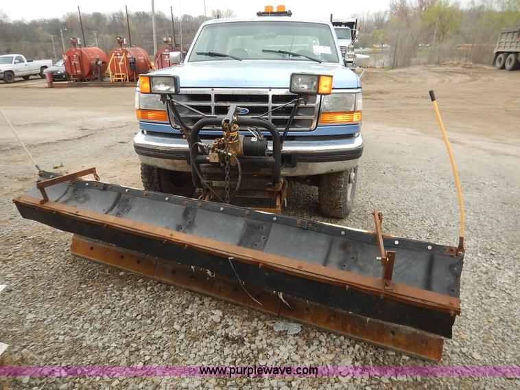 image for item K7376 1997 Ford F250 HD SuperCab pickup truck