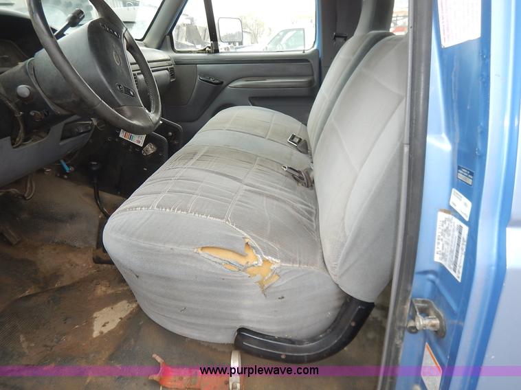 image for item K7376 1997 Ford F250 HD SuperCab pickup truck