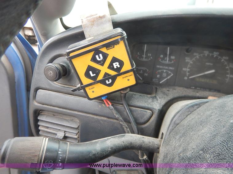 image for item K7376 1997 Ford F250 HD SuperCab pickup truck