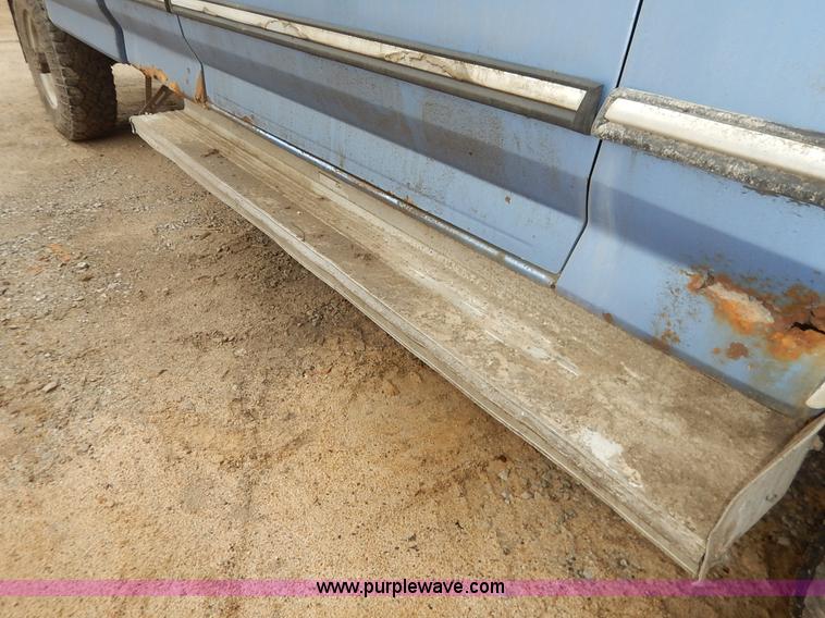 image for item K7376 1997 Ford F250 HD SuperCab pickup truck