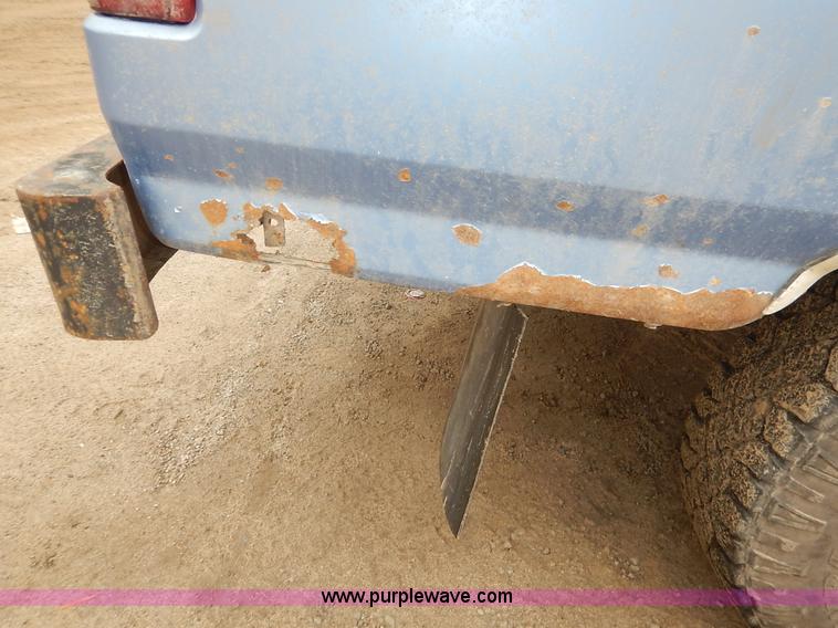 image for item K7376 1997 Ford F250 HD SuperCab pickup truck