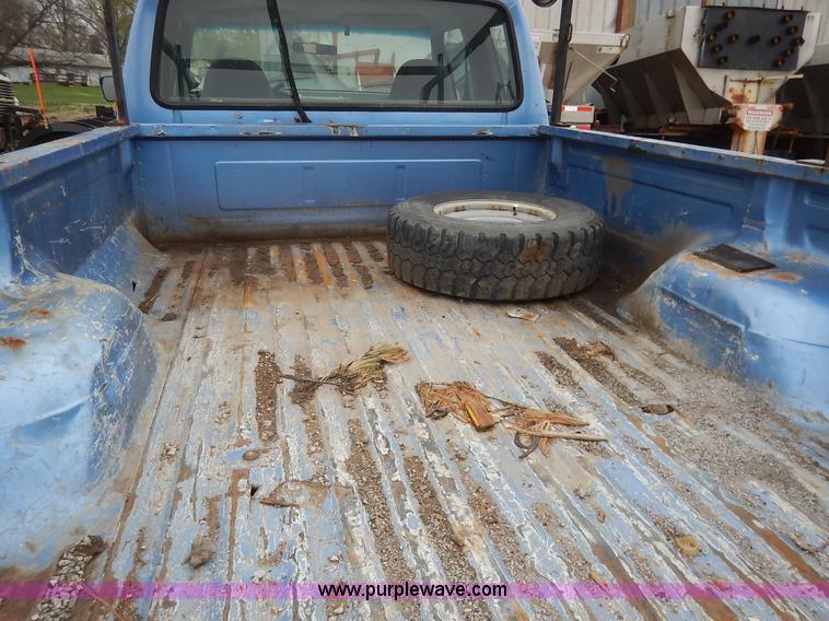 image for item K7376 1997 Ford F250 HD SuperCab pickup truck