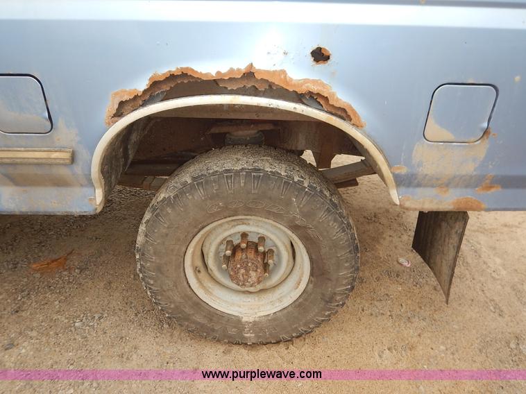 image for item K7376 1997 Ford F250 HD SuperCab pickup truck