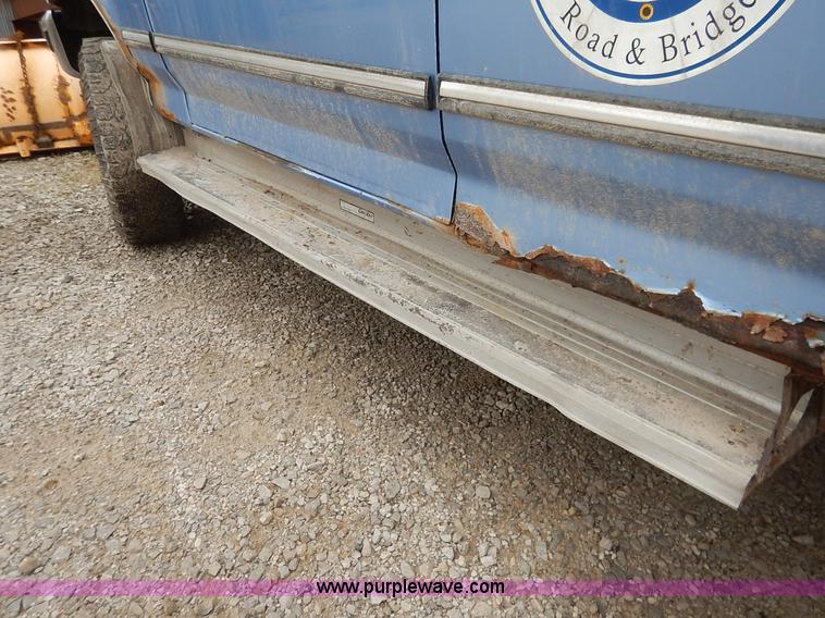 image for item K7376 1997 Ford F250 HD SuperCab pickup truck