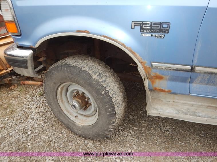 image for item K7376 1997 Ford F250 HD SuperCab pickup truck