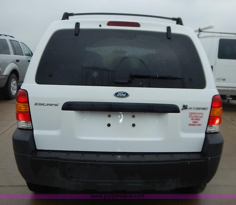 image for item K7411 2006 Ford Escape Hybrid SUV