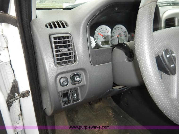 image for item K7411 2006 Ford Escape Hybrid SUV