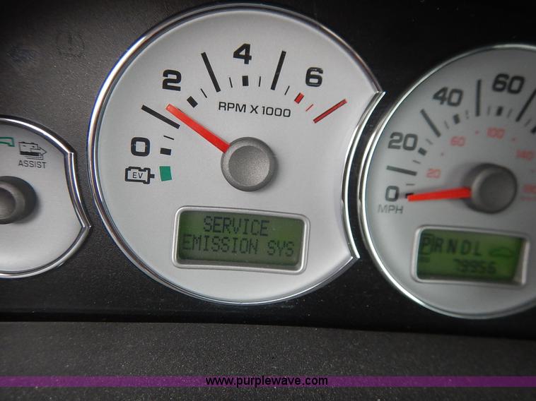 image for item K7411 2006 Ford Escape Hybrid SUV