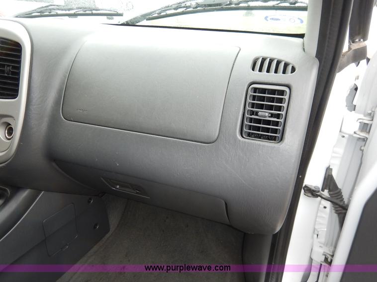 image for item K7411 2006 Ford Escape Hybrid SUV