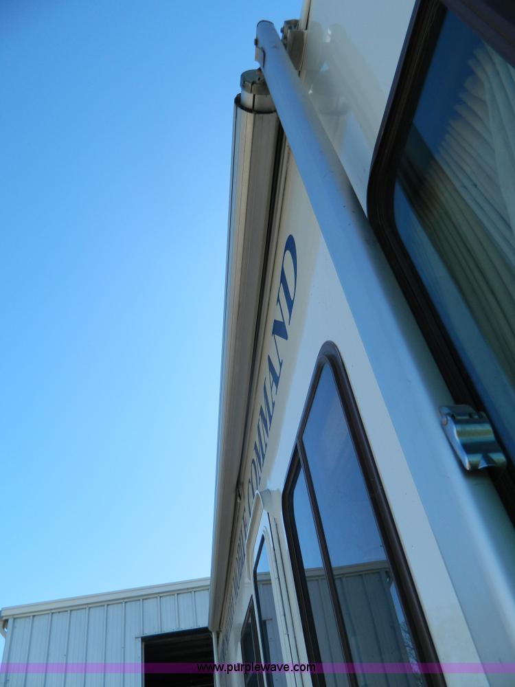 image for item K8023 1989 Chevrolet P30 Fleetwood 32' RV