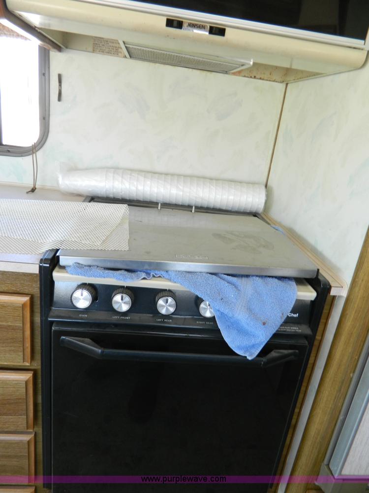 image for item K8023 1989 Chevrolet P30 Fleetwood 32' RV