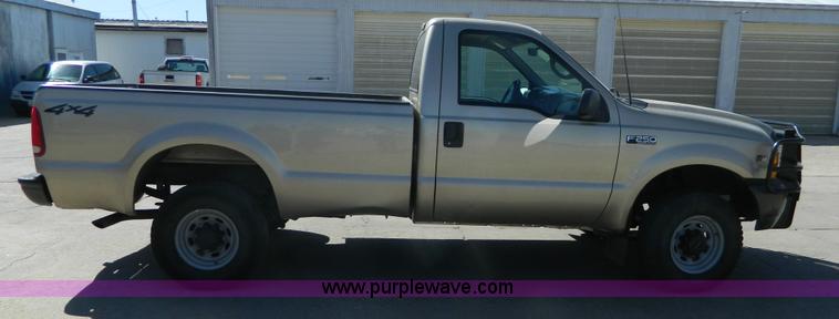 image for item K8024 2000 Ford F250 Super Duty pickup truck