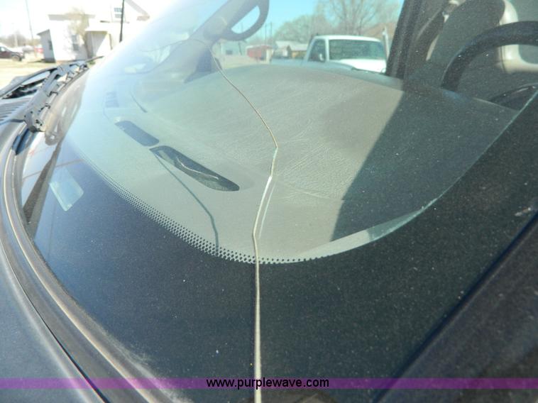 image for item K8024 2000 Ford F250 Super Duty pickup truck