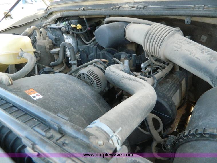 image for item K8024 2000 Ford F250 Super Duty pickup truck