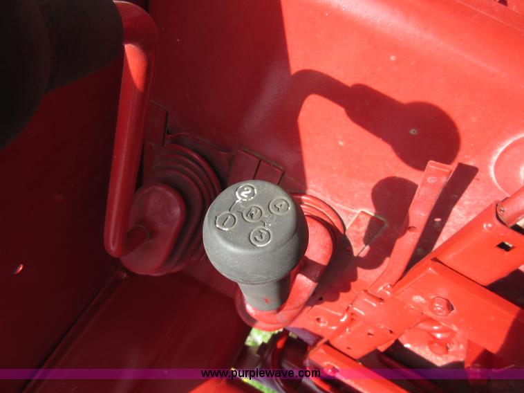 image for item AC9274 Case IH 485 tractor