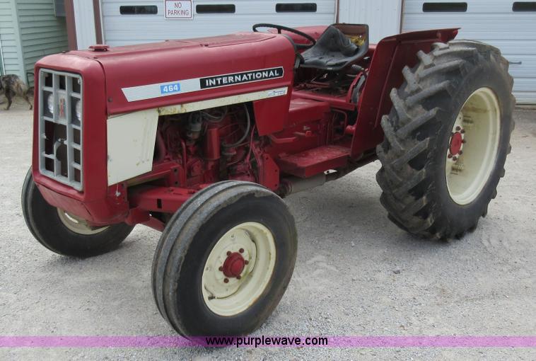 image for item AC9278 International 464 tractor