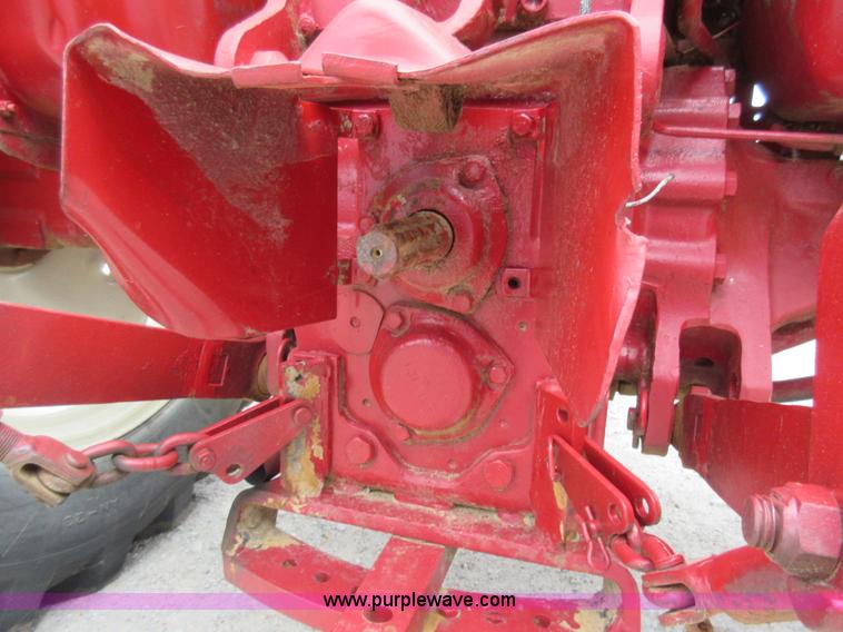 image for item AC9278 International 464 tractor