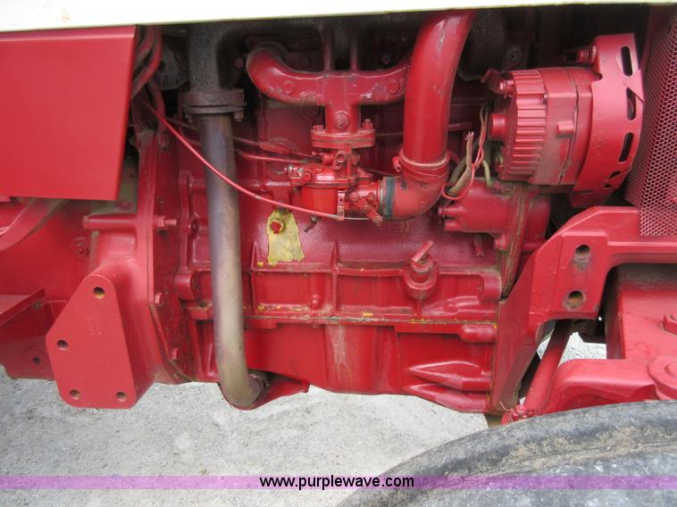 image for item AC9278 International 464 tractor