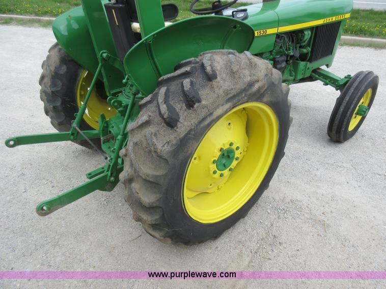 image for item AC9279 John Deere 1530 tractor