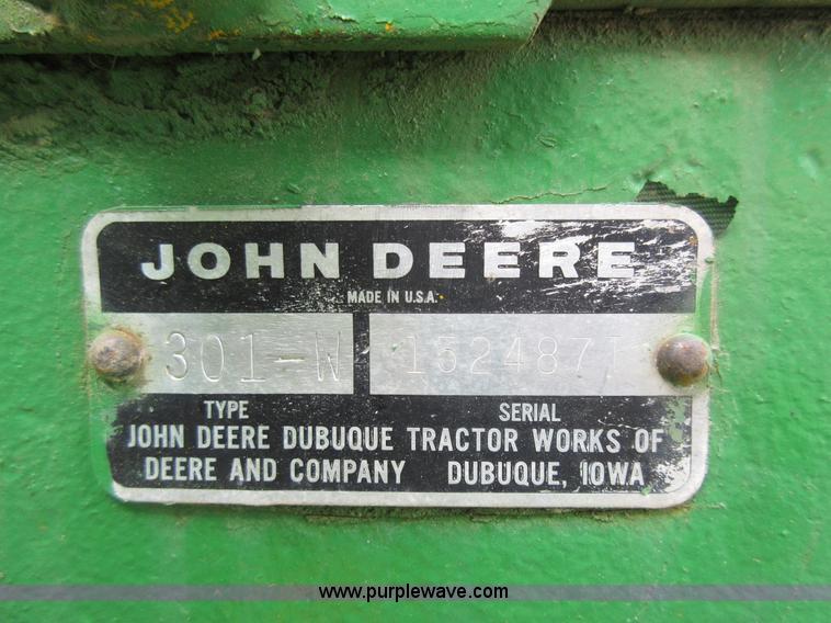 image for item AC9279 John Deere 1530 tractor