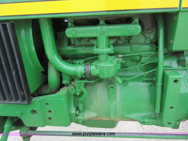 image for item AC9279 John Deere 1530 tractor