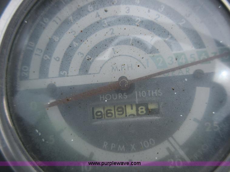 image for item AC9279 John Deere 1530 tractor