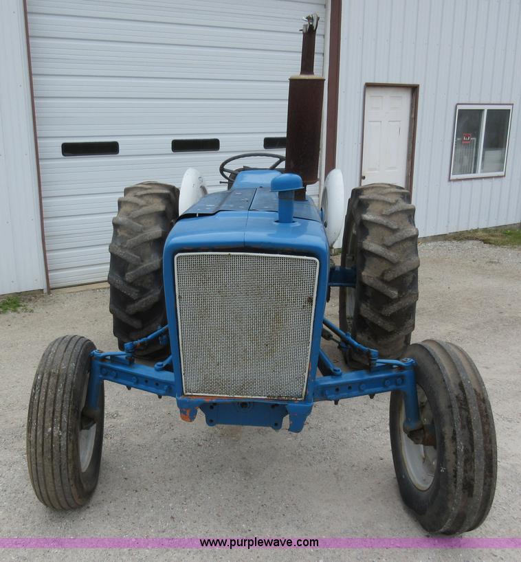 image for item AC9280 Ford 3000 tractor