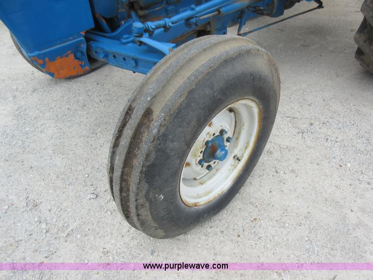 image for item AC9280 Ford 3000 tractor