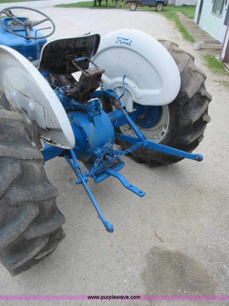 image for item AC9280 Ford 3000 tractor