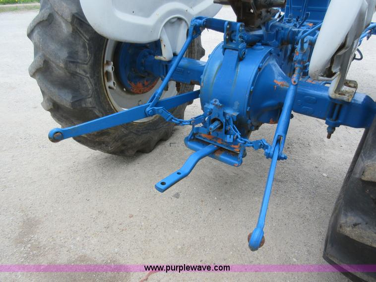 image for item AC9280 Ford 3000 tractor