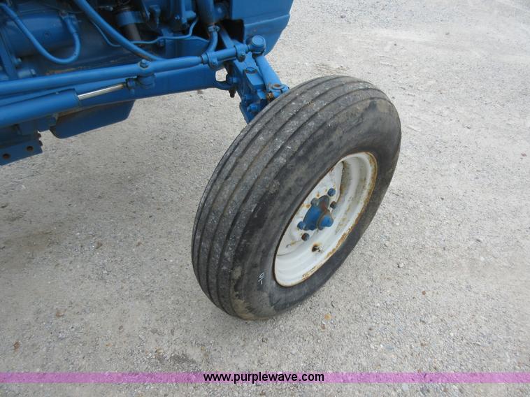 image for item AC9280 Ford 3000 tractor