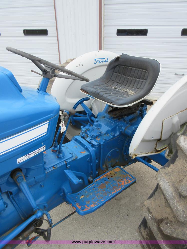 image for item AC9280 Ford 3000 tractor