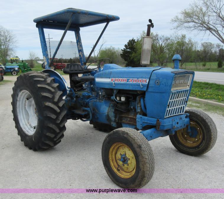 image for item AC9282 Ford 4000 tractor