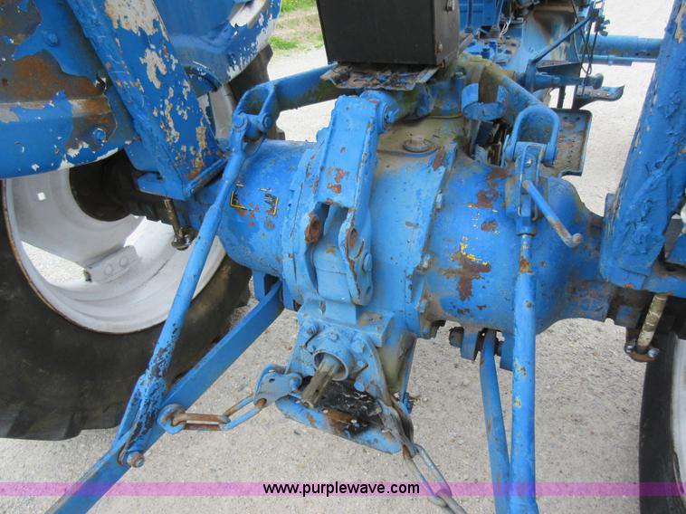 image for item AC9282 Ford 4000 tractor