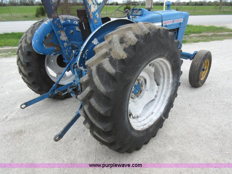 image for item AC9282 Ford 4000 tractor