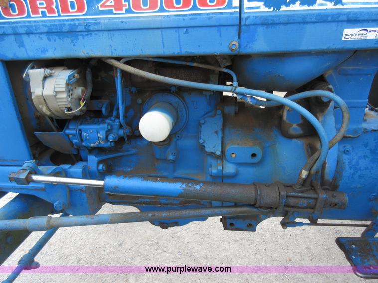 image for item AC9282 Ford 4000 tractor