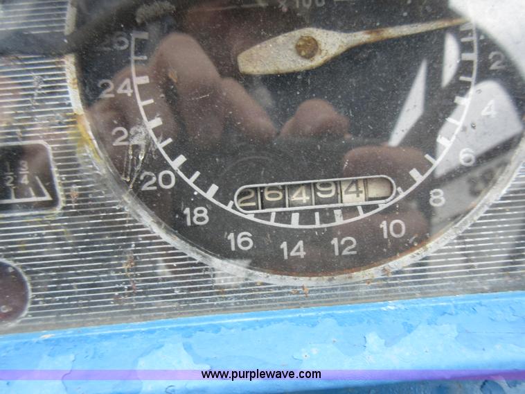 image for item AC9282 Ford 4000 tractor