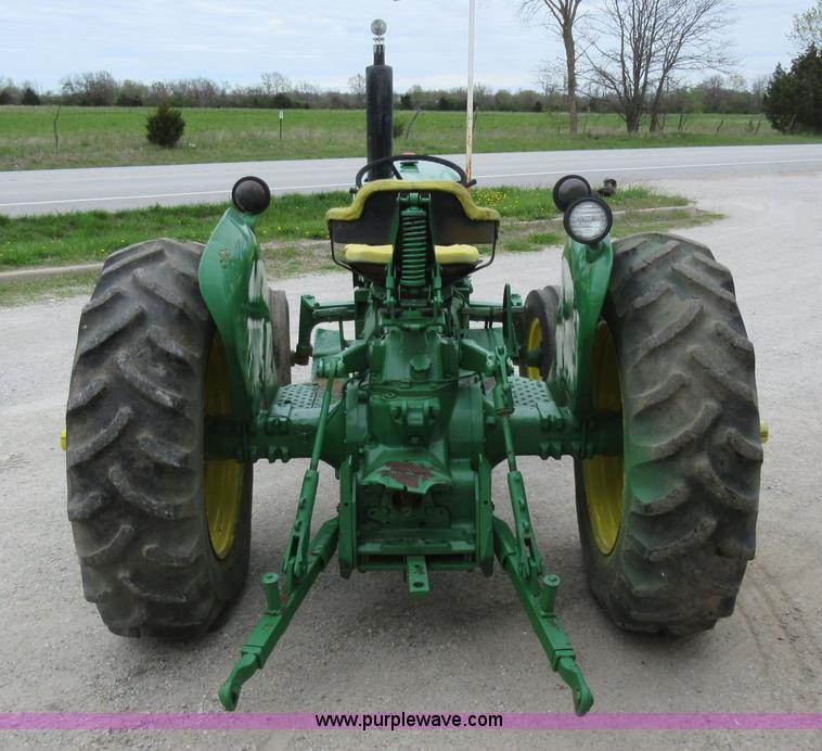 image for item AC9285 John Deere 1020 tractor