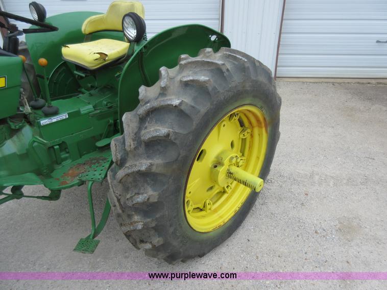 image for item AC9285 John Deere 1020 tractor