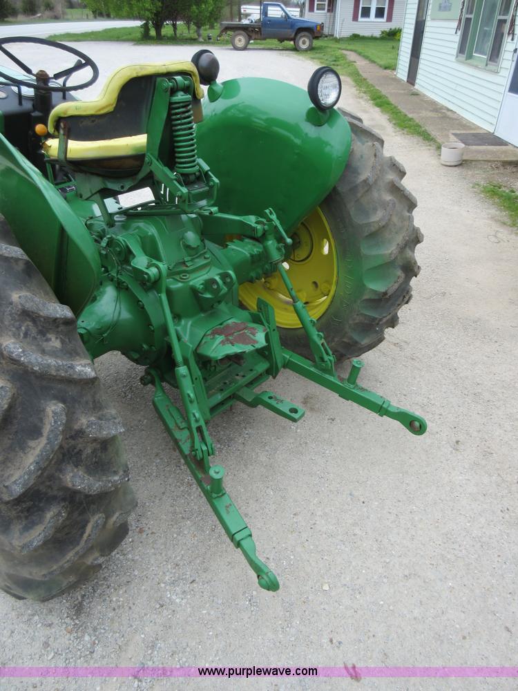 image for item AC9285 John Deere 1020 tractor