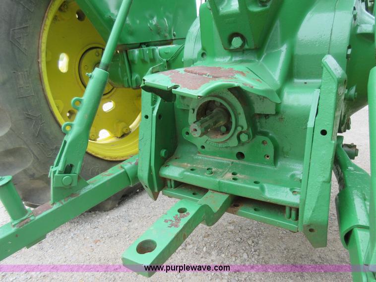 image for item AC9285 John Deere 1020 tractor