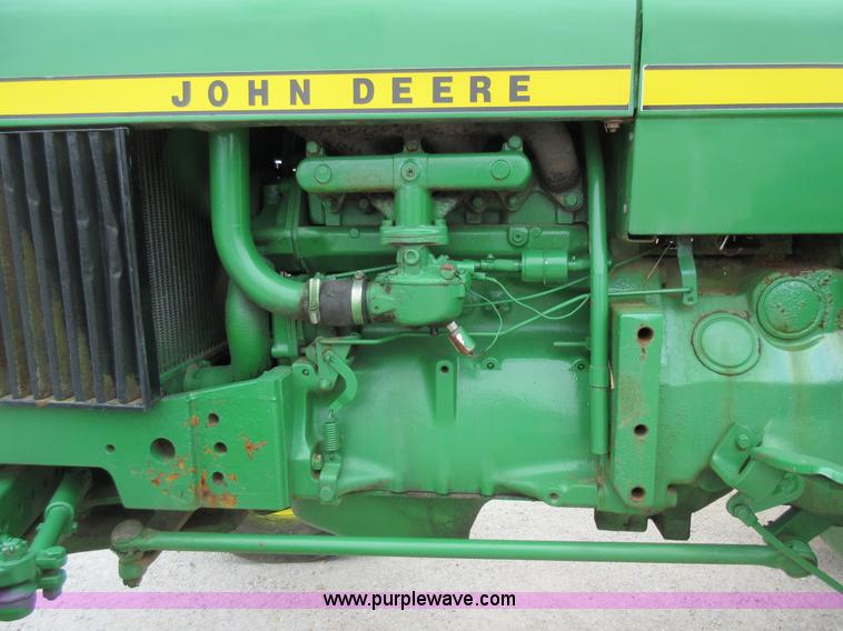 image for item AC9285 John Deere 1020 tractor